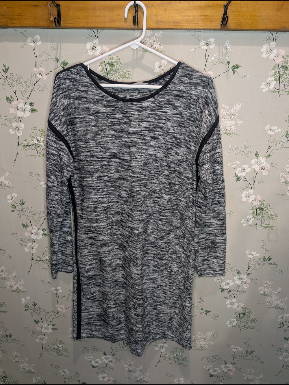 Athleta Retreat Gray Marled Long Sleeve Knit Sweater Dress - Picture 2 of 5